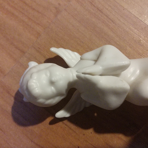 CR VINTAGE PORCELAIN BISQUE Angel Adoring & Adorable - Picture 2 of 6